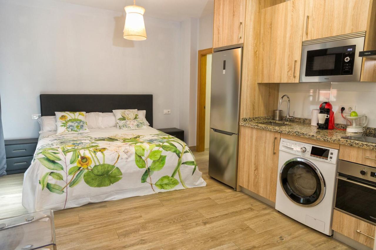 Apartamentos Onnight Malaga Ngoại thất bức ảnh