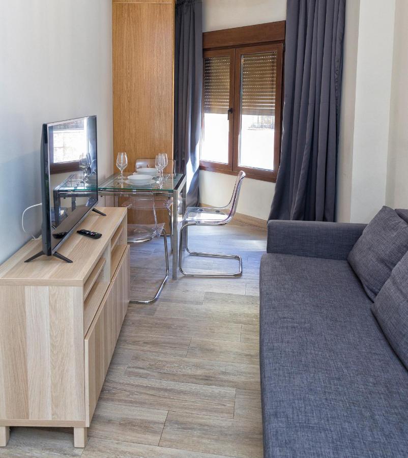 Apartamentos Onnight Malaga Ngoại thất bức ảnh